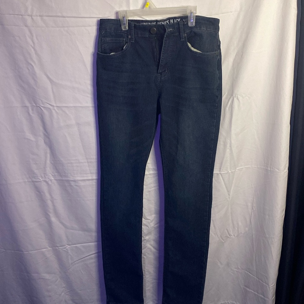 Vintage Genes Black | Slim Fit | Black
